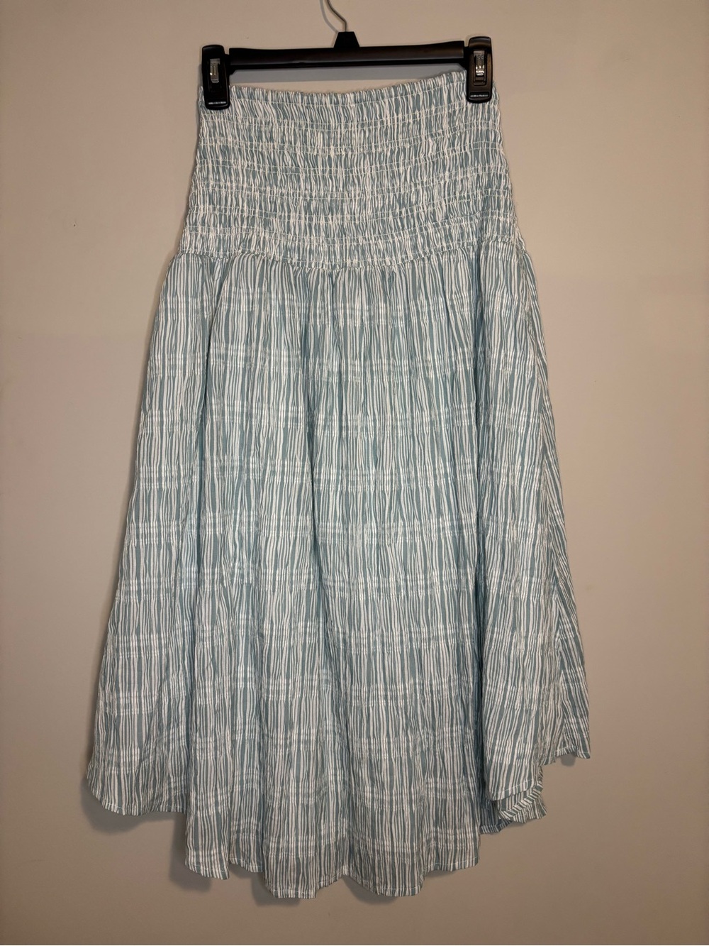 EUC - Maeve by Anthropologie Karyn Smocked Midi Skirt - Size: Small - Picture 4 of 5